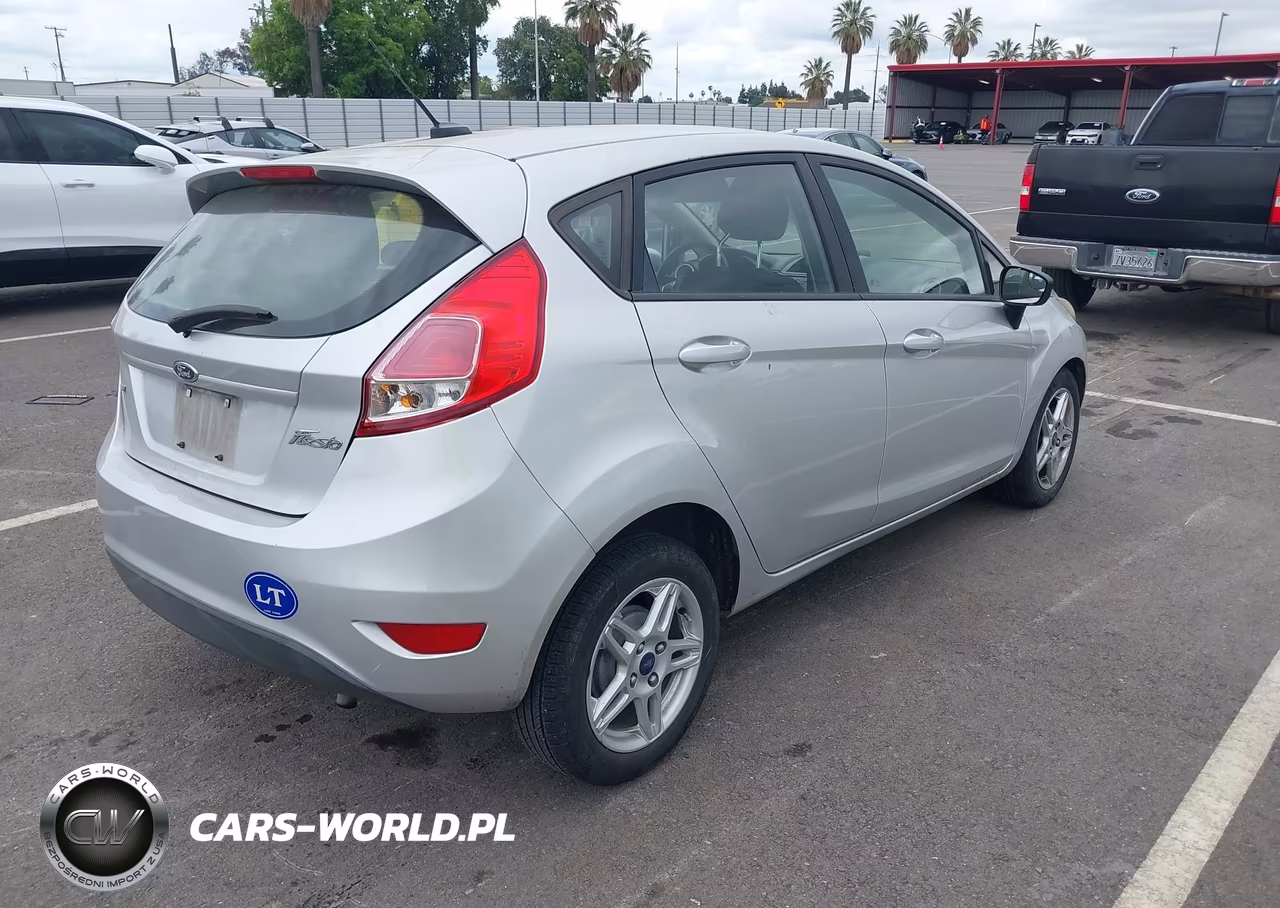 2017 Ford Fiesta Se VIN:3FADP4EJ6HM138680 - 4