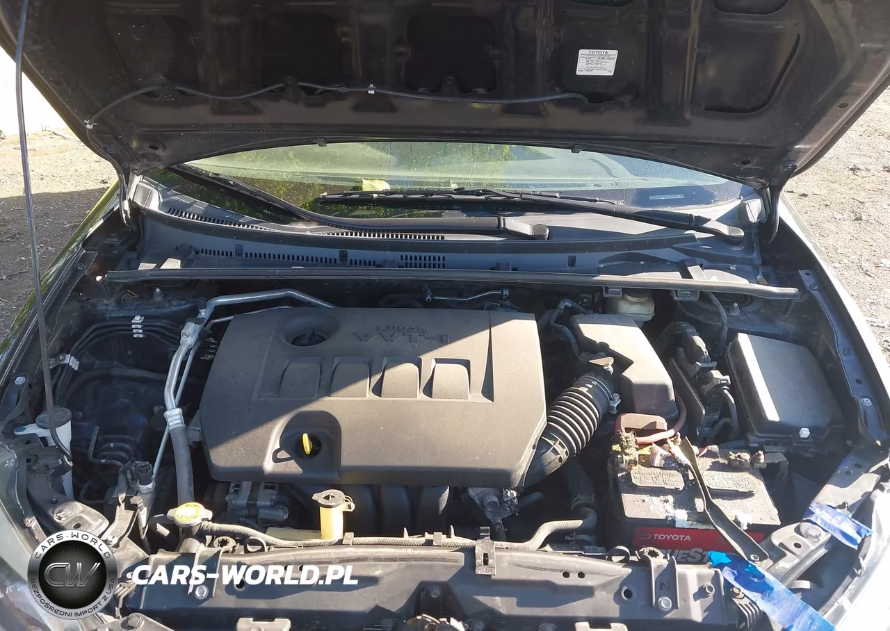 2015 Toyota Corolla Le VIN:2T1BURHE3FC472404 - 10