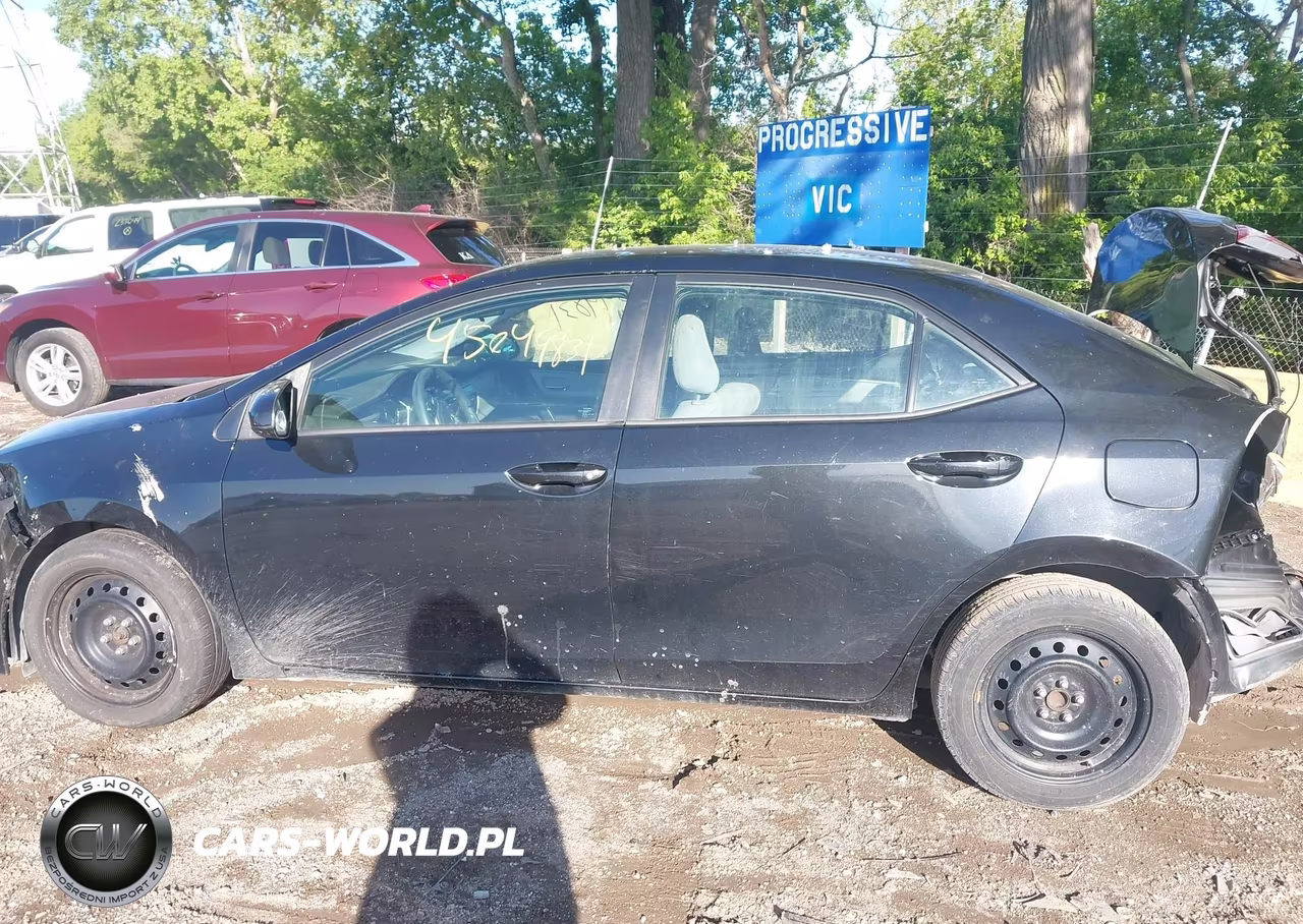 2015 Toyota Corolla Le VIN:2T1BURHE3FC472404 - 14