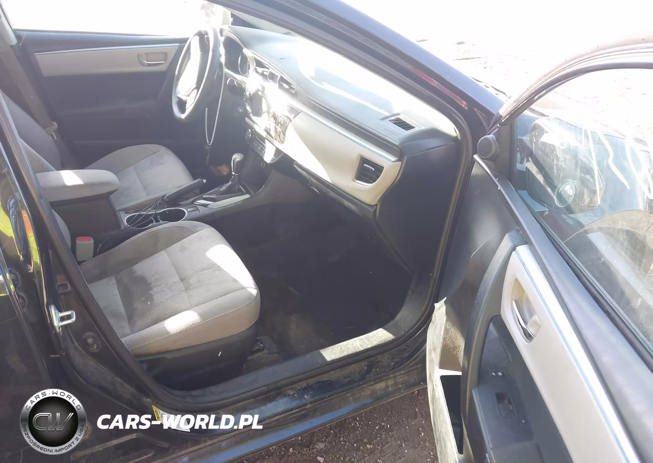 2015 Toyota Corolla Le VIN:2T1BURHE3FC472404 - 5