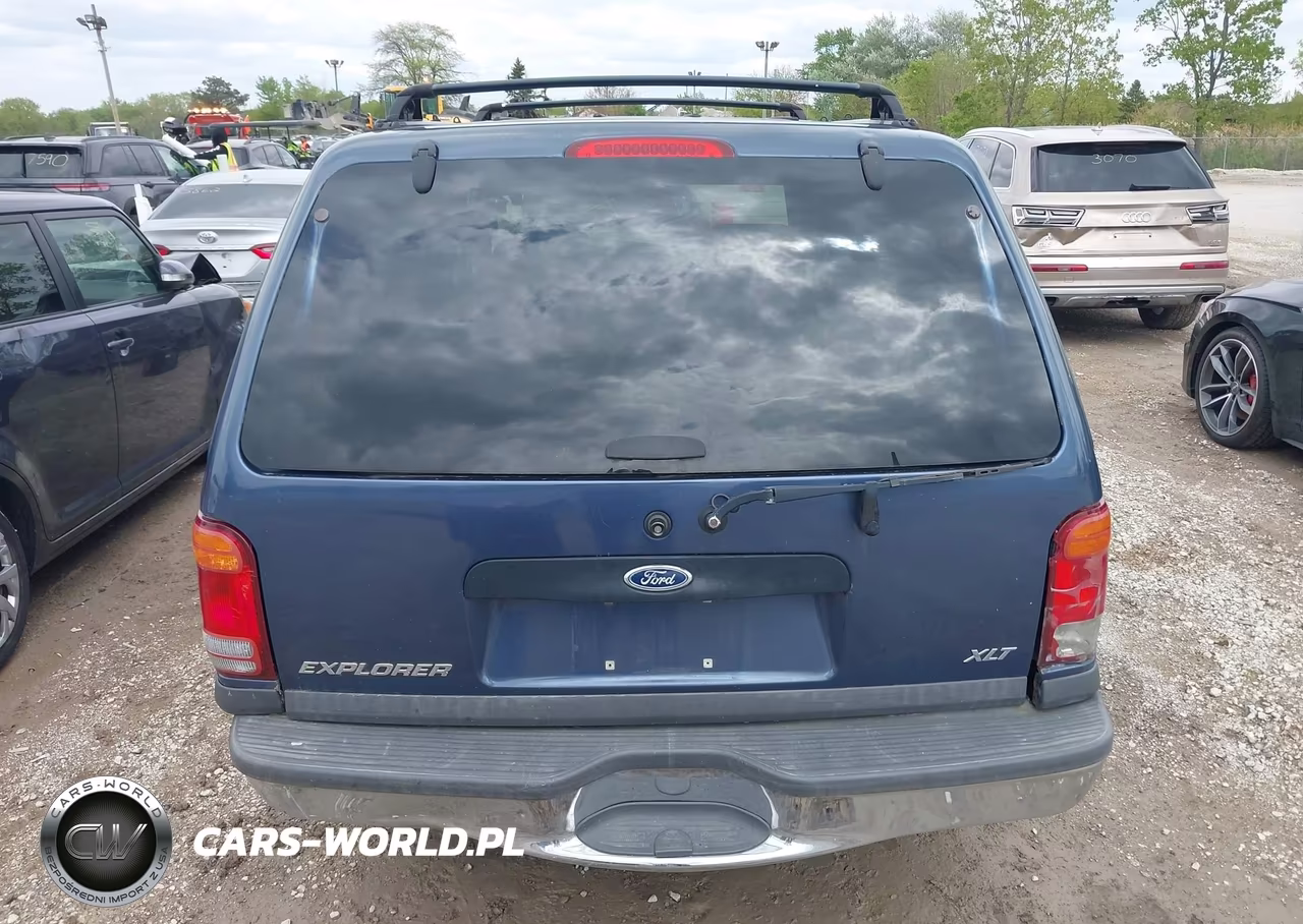 2000 Ford Explorer Xlt VIN:1FMDU73E3YZB68076 - 16