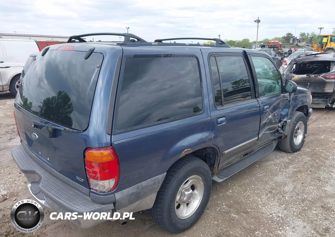 2000 Ford Explorer Xlt VIN:1FMDU73E3YZB68076 - 4