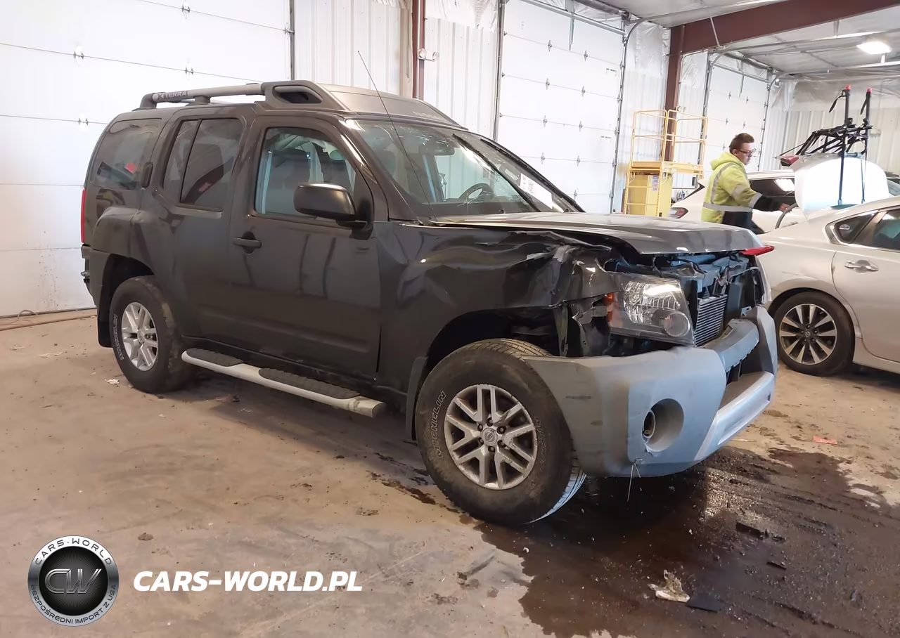 2015 Nissan Xterra Pro-4X-S-X – zdjęcie 1 z 16