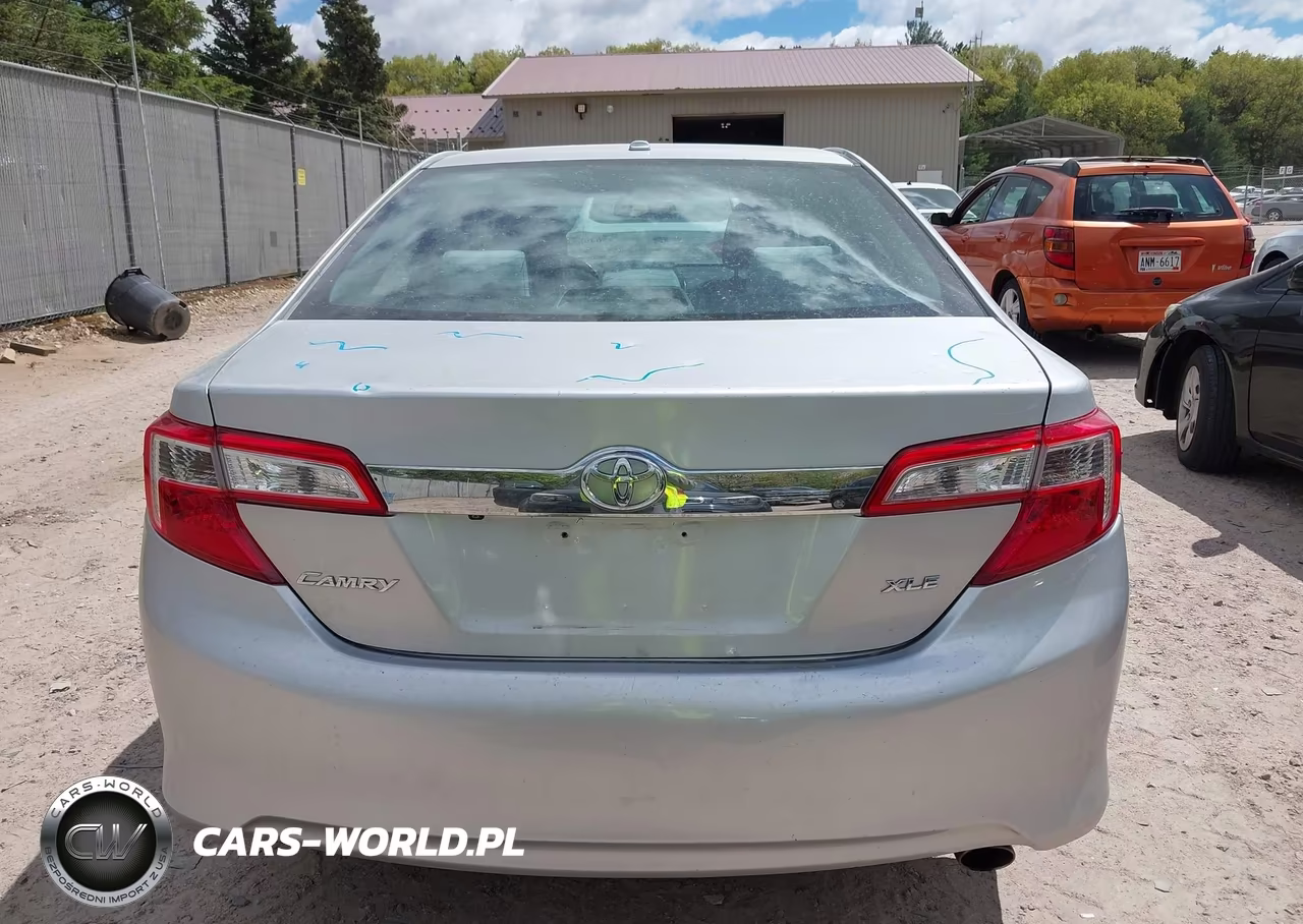 2014 Toyota Camry Xle VIN:4T4BF1FK4ER405043 - 15
