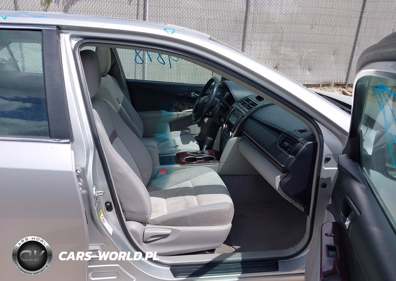 2014 Toyota Camry Xle VIN:4T4BF1FK4ER405043 - 5