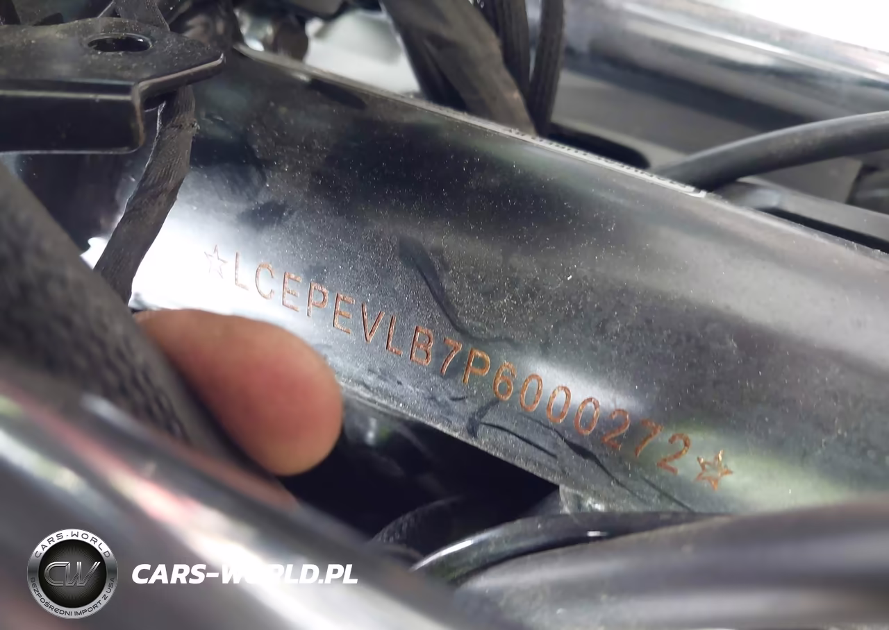 2023 Cf Moto 650Nk VIN:LCEPEVLB7P6000272 - 10