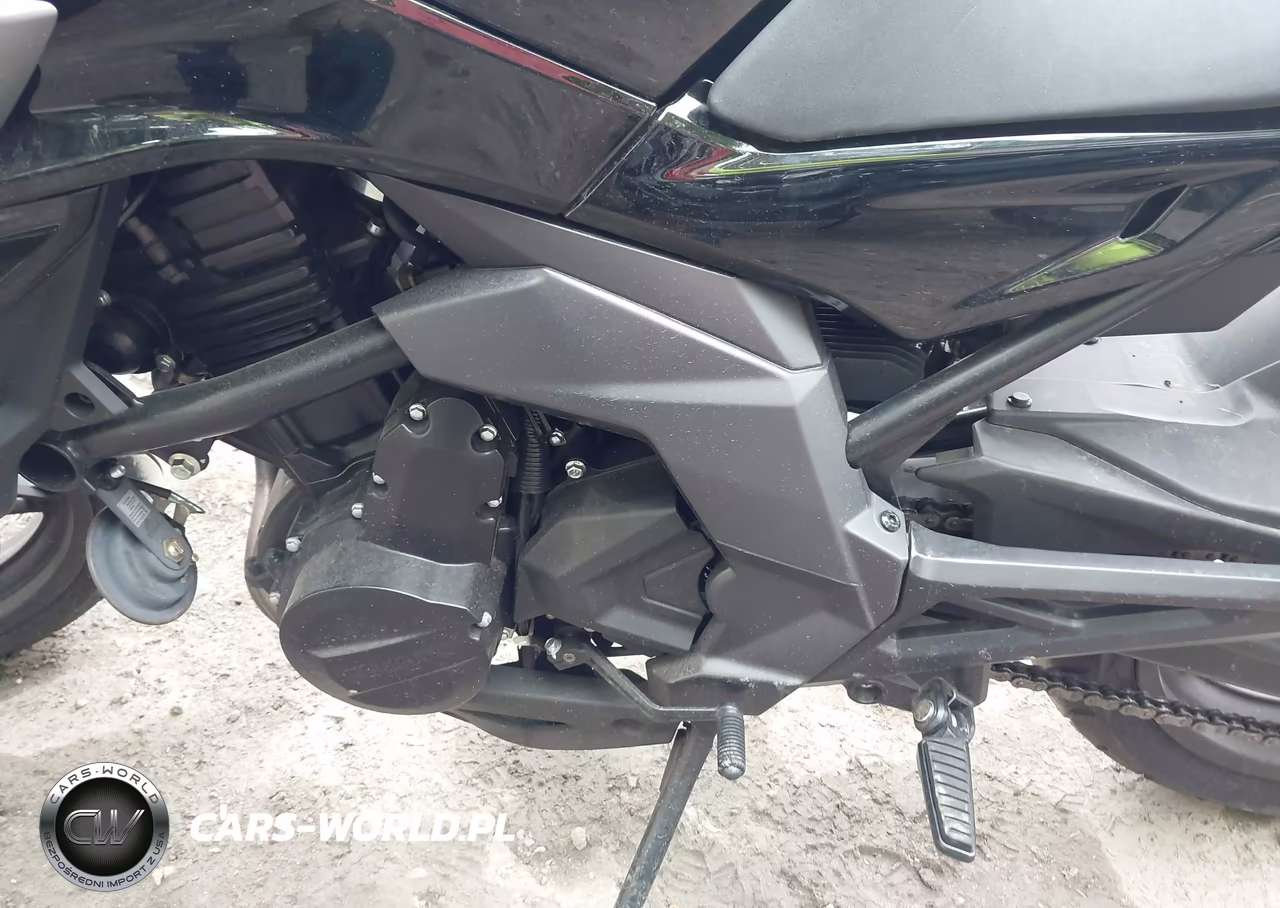 2023 Cf Moto 650Nk VIN:LCEPEVLB7P6000272 - 9