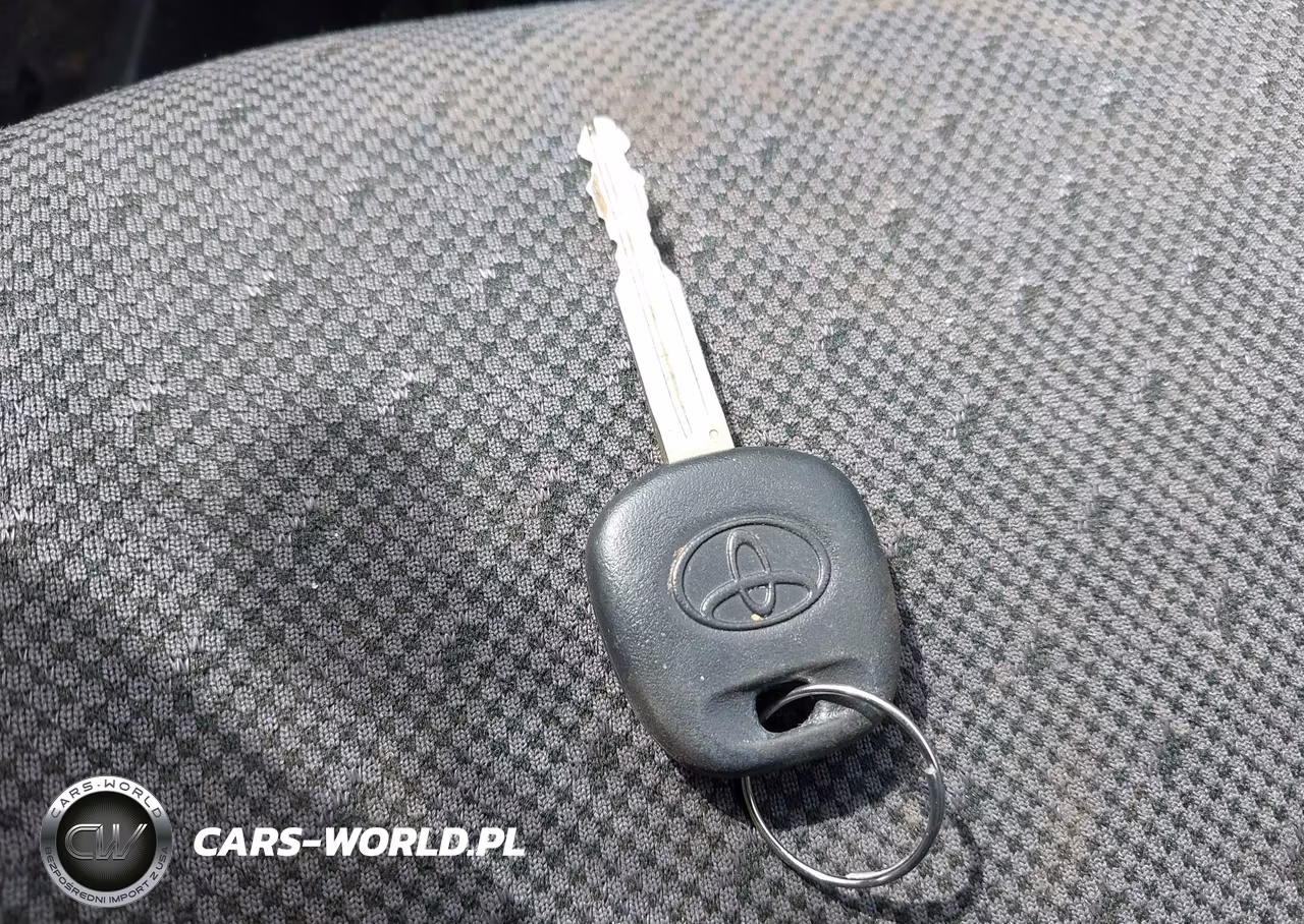 2009 Toyota Yaris VIN:JTDJT903095222516 - 11
