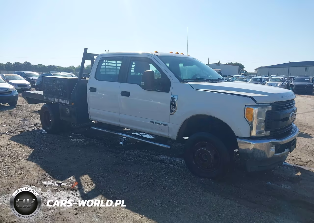 2017 Ford F-350 Chassis Xl VIN:1FD8W3HT4HED04458 - 13