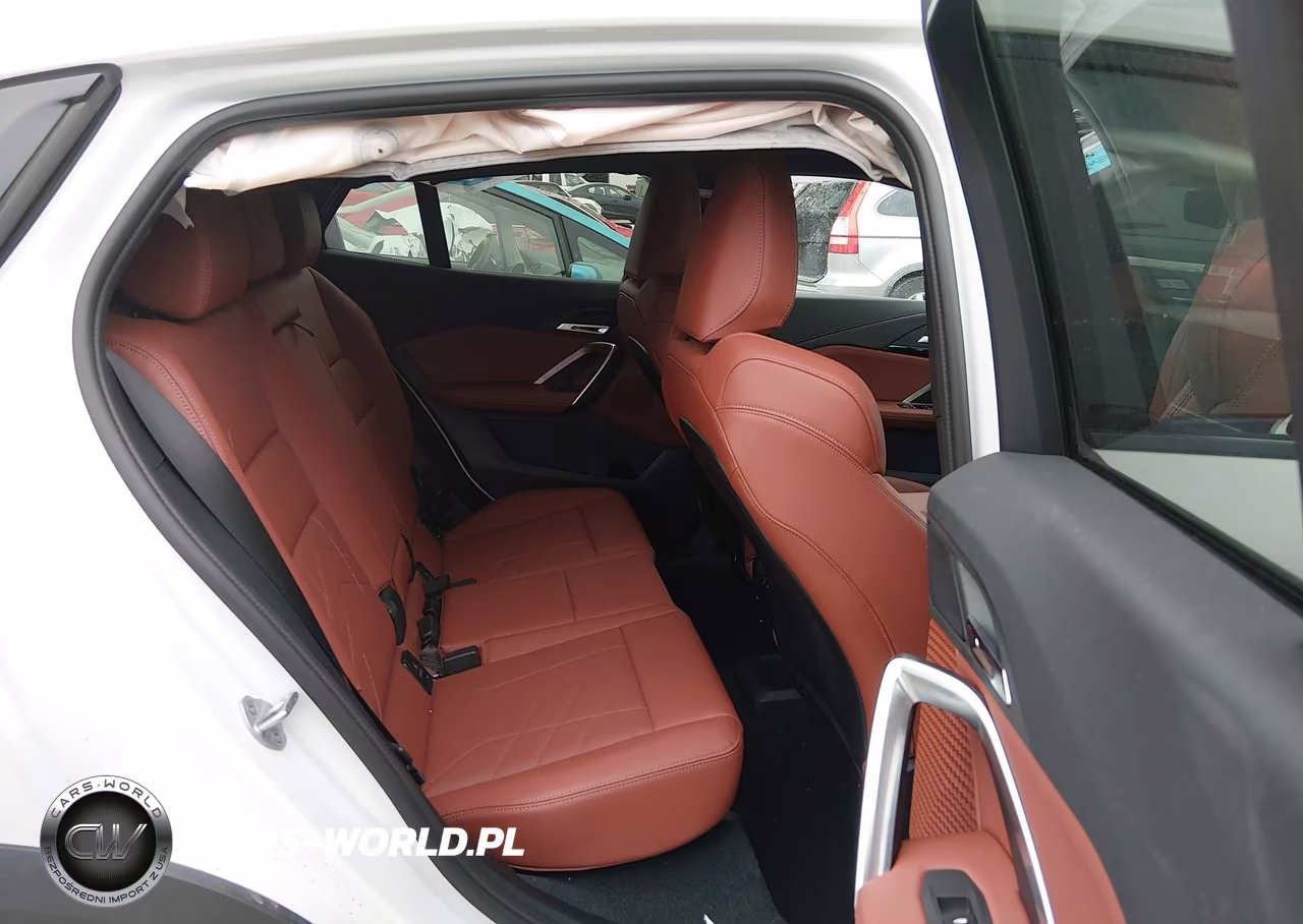 2026 BMW X2 xDrive28I VIN:WBX63GM08T5431300 - 8