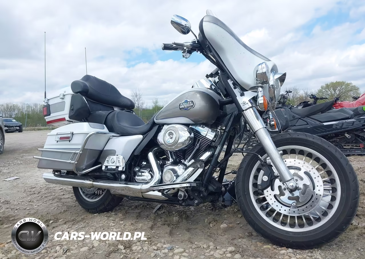2009 Harley-Davidson Flhtcu – zdjęcie 1 z 13