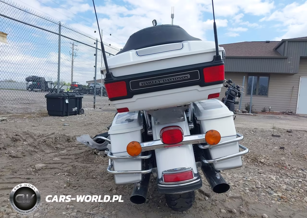 2009 Harley-Davidson Flhtcu VIN:1HD1FC4189Y654846 - 6