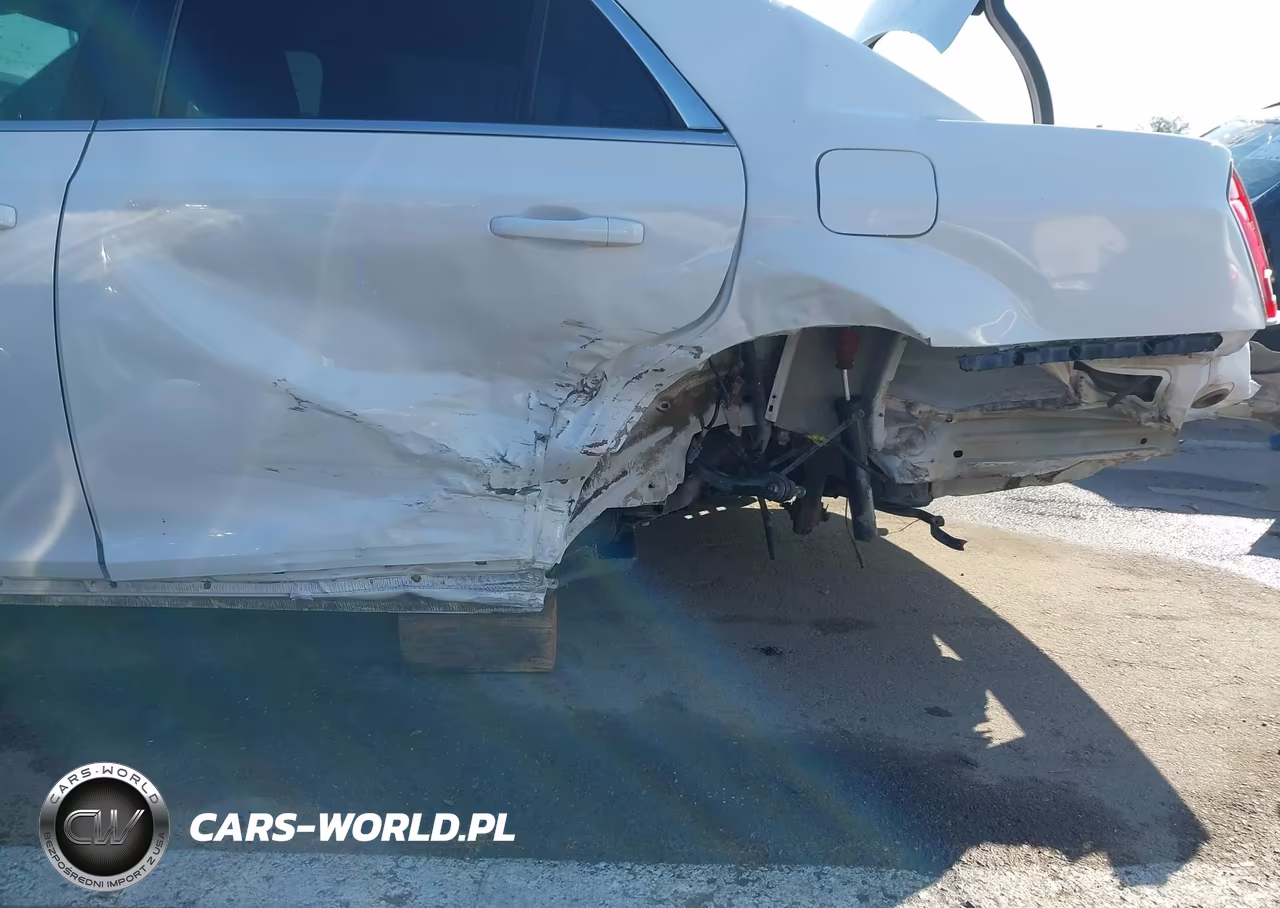 2014 Chrysler 300 VIN:2C3CCAAG3EH200058 - 6