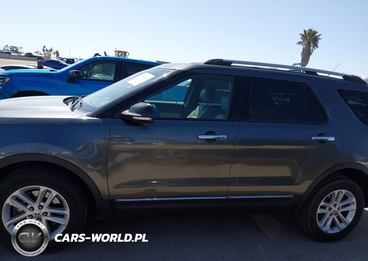 2015 Ford Explorer Xlt VIN:1FM5K8D85FGB63740 - 14