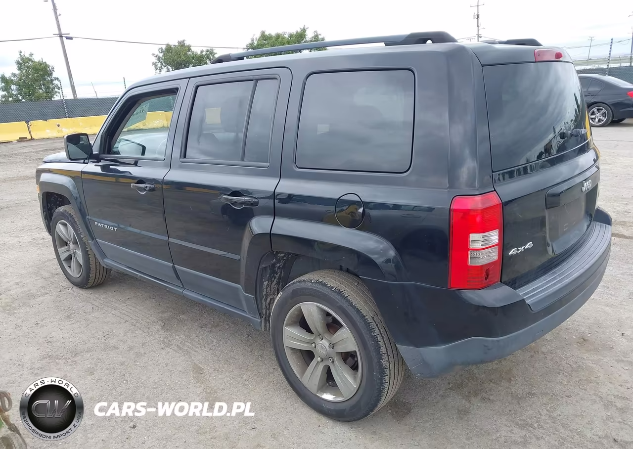 2017 Jeep Patriot Latitude 4X4 VIN:1C4NJRFB5HD174103 - 3