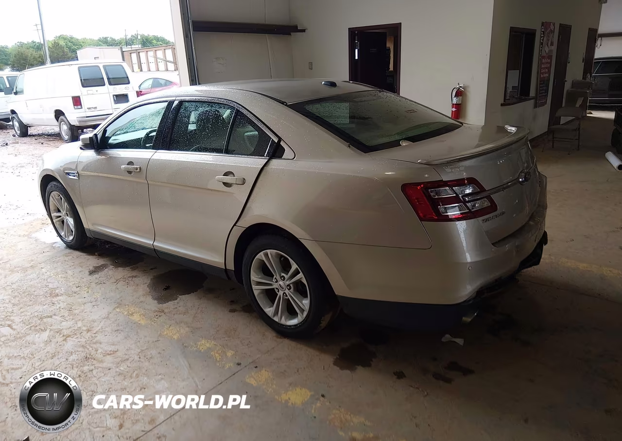 2018 Ford Taurus Sel VIN:1FAHP2E84JG108726 - 3