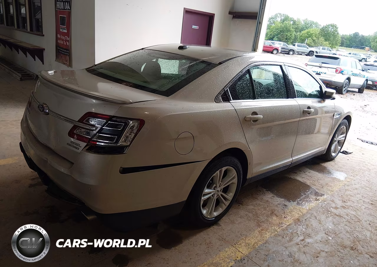 2018 Ford Taurus Sel VIN:1FAHP2E84JG108726 - 4