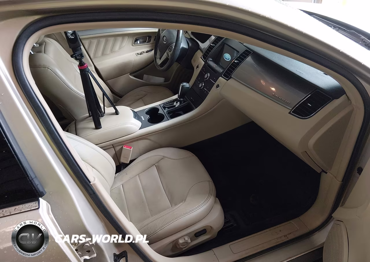 2018 Ford Taurus Sel VIN:1FAHP2E84JG108726 - 5