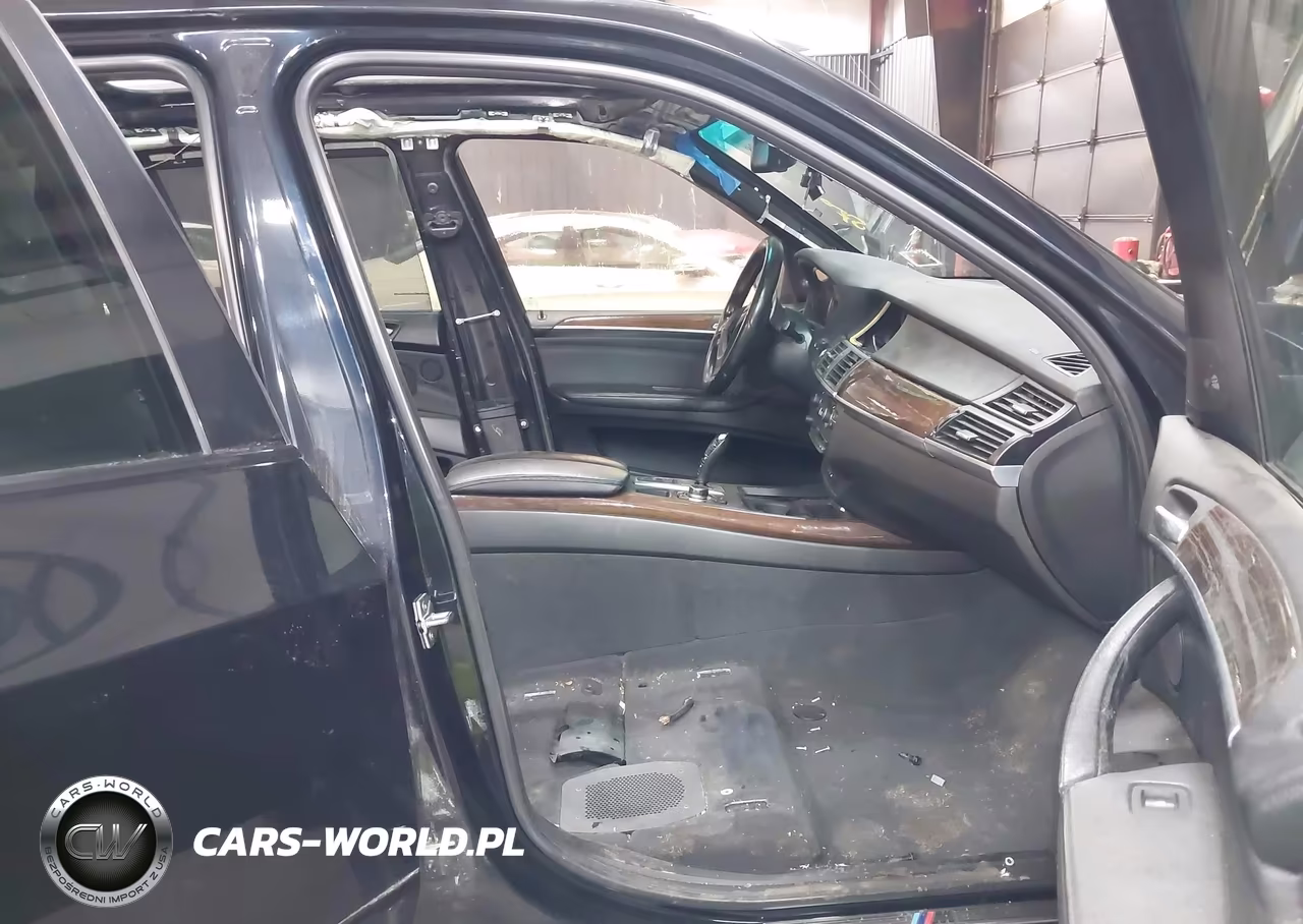 2012 BMW X5 xDrive50I VIN:5UXZV8C53CL424787 - 5