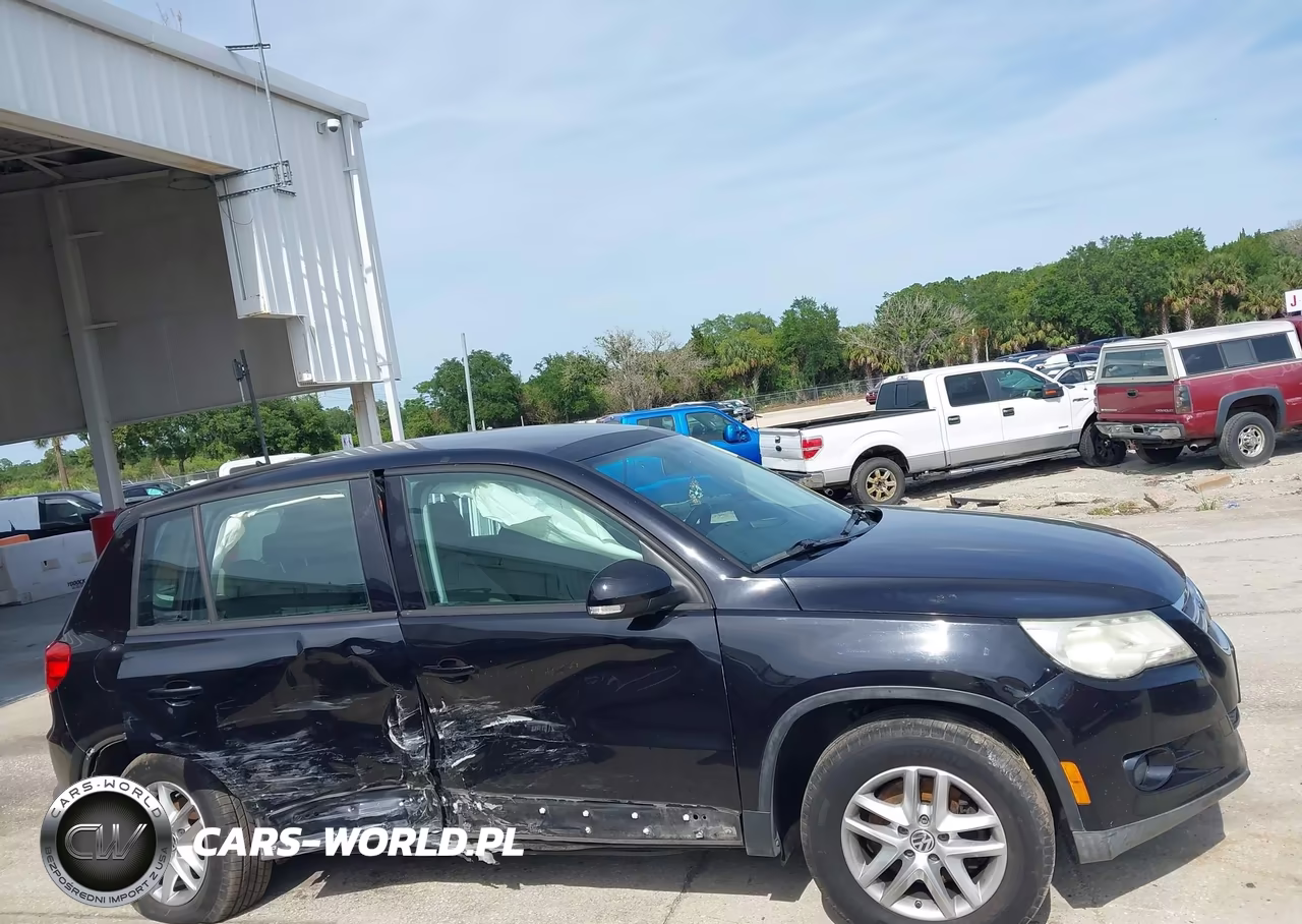 2011 Volkswagen Tiguan S VIN:WVGBV7AX8BW506377 - 13