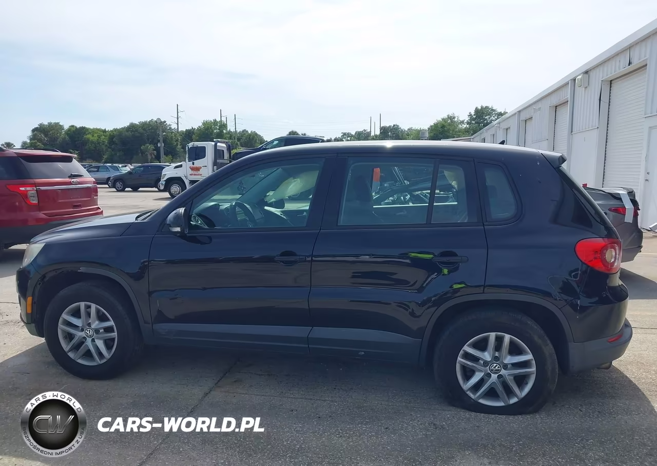 2011 Volkswagen Tiguan S VIN:WVGBV7AX8BW506377 - 14
