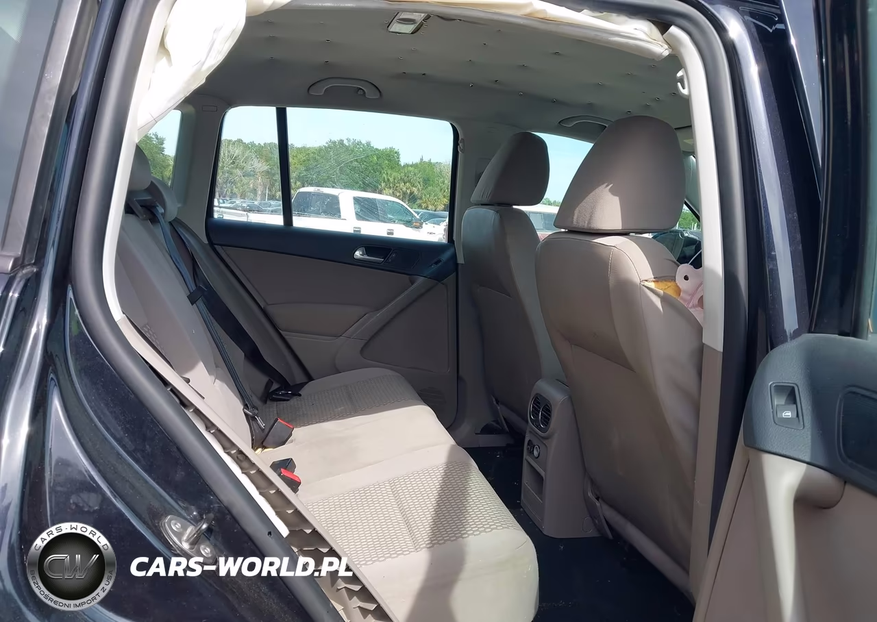 2011 Volkswagen Tiguan S VIN:WVGBV7AX8BW506377 - 8