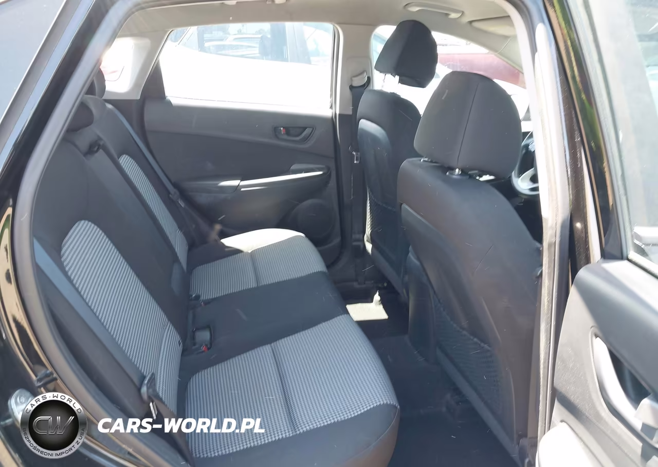 2019 Hyundai Kona Se VIN:KM8K12AA3KU324530 - 8