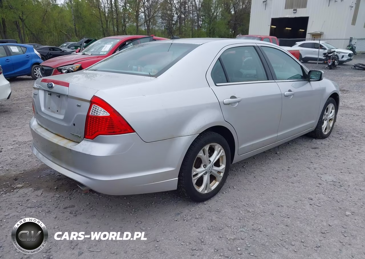 2012 Ford Fusion Se VIN:3FAHP0HG7CR446480 - 4