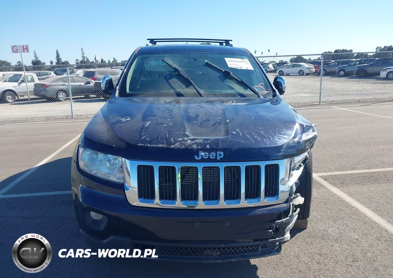 2011 Jeep Grand Cherokee Laredo VIN:1J4RR4GG3BC609912 - 12