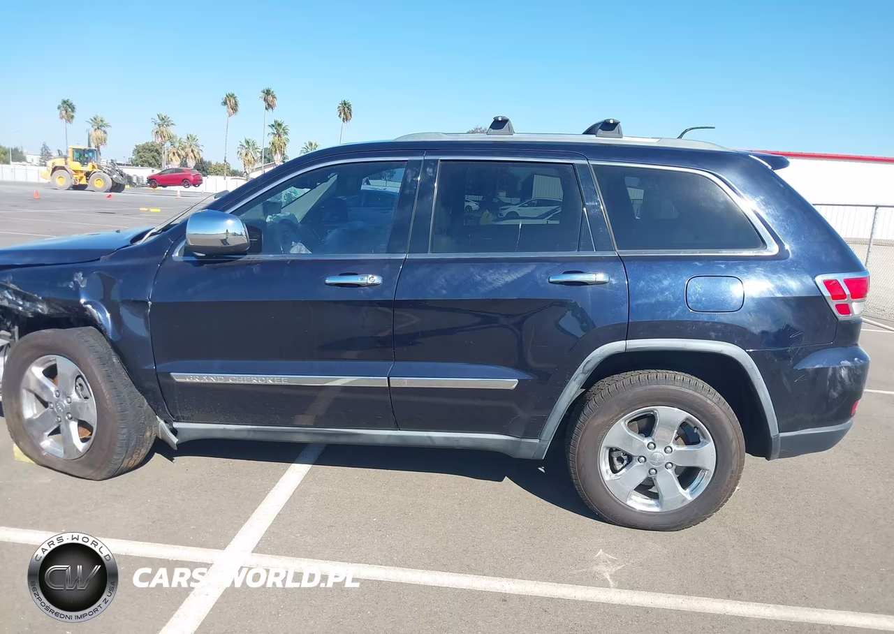 2011 Jeep Grand Cherokee Laredo VIN:1J4RR4GG3BC609912 - 14
