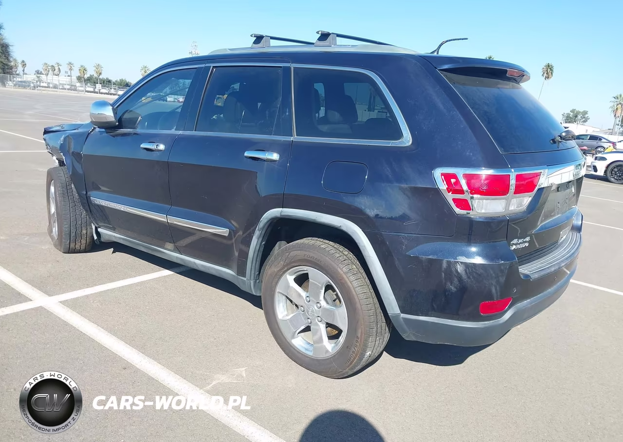 2011 Jeep Grand Cherokee Laredo VIN:1J4RR4GG3BC609912 - 3
