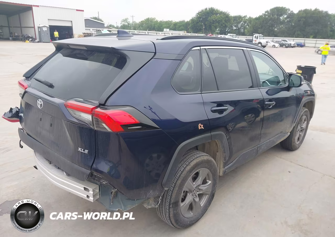 2025 Toyota Rav4 Xle VIN:2T3W1RFVXSW382230 - 4