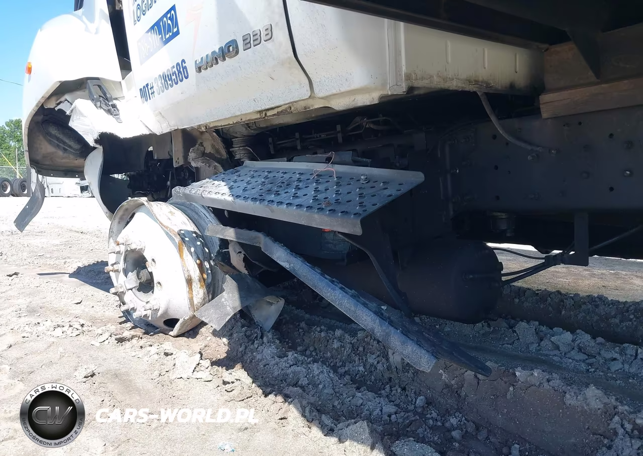 2011 Hino 258-268 VIN:5PVNE8JTXB4S53501 - 10