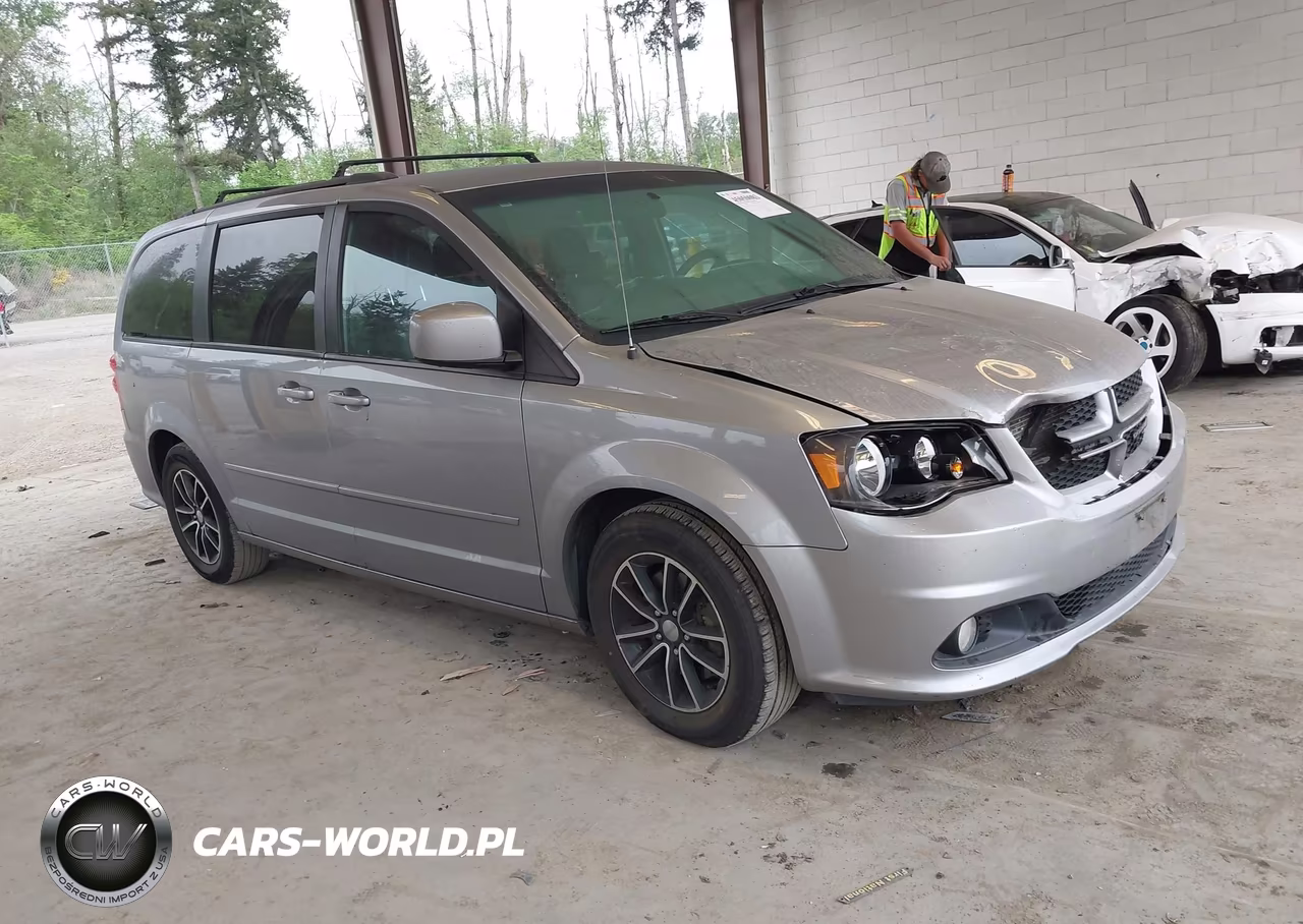 2016 Dodge Grand Caravan R-T