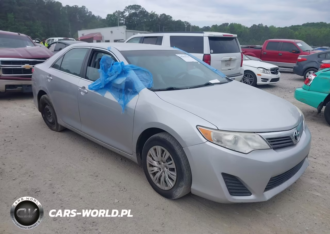 2012 Toyota Camry L – zdjęcie 1 z 16