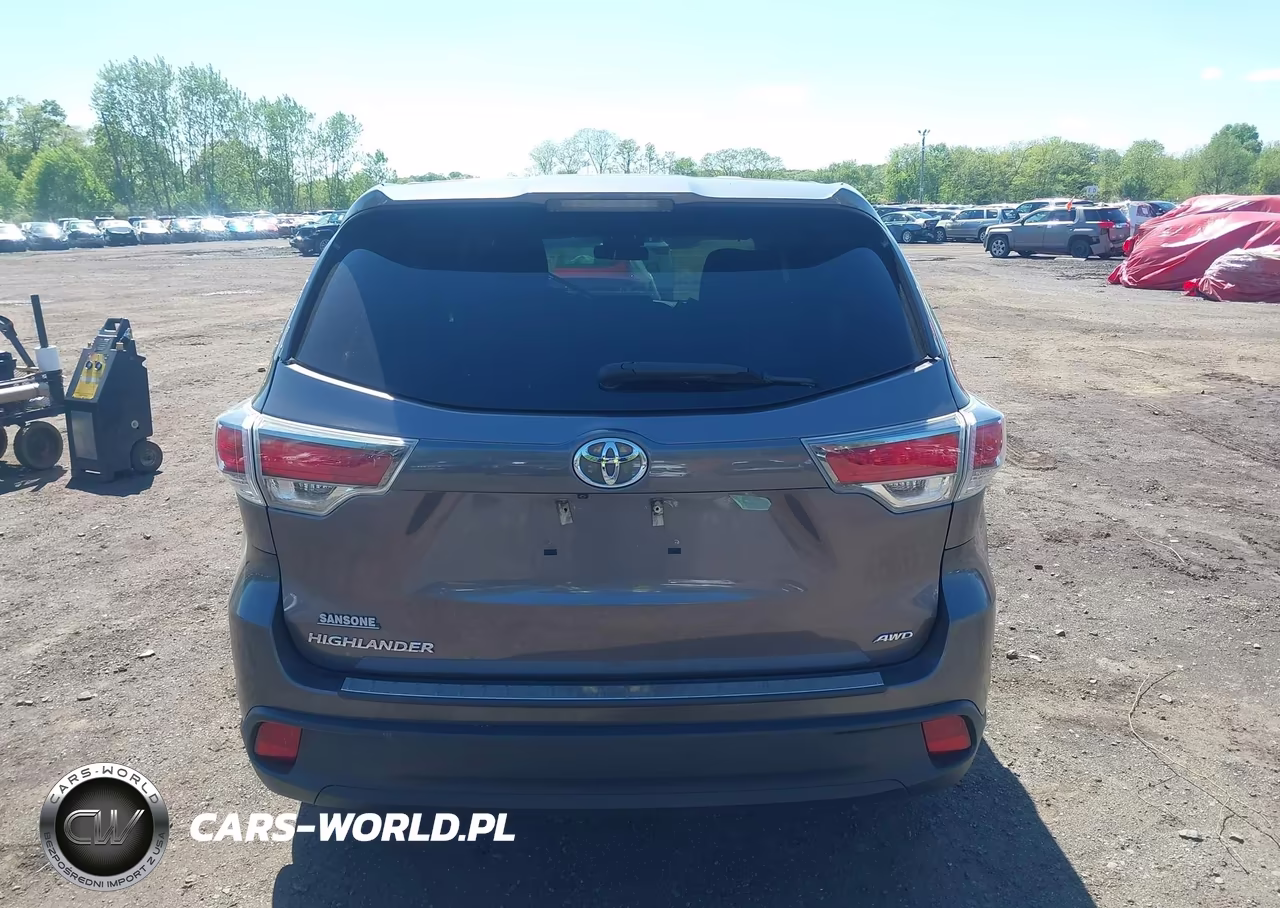 2016 Toyota Highlander Le V6 VIN:5TDBKRFH1GS269233 - 16