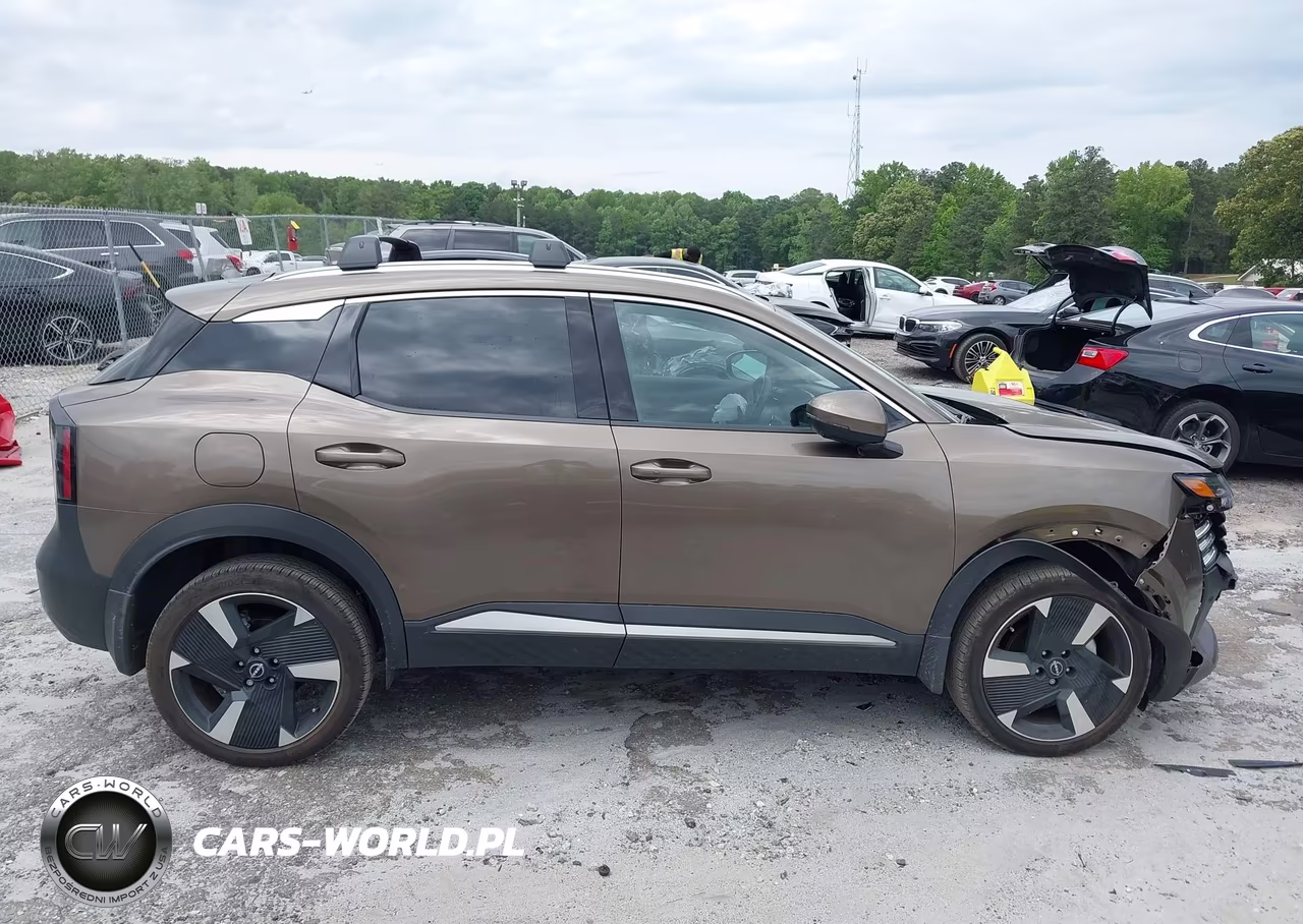 2025 Nissan Kicks Sr Fwd VIN:3N8AP6DA1SL415277 - 13