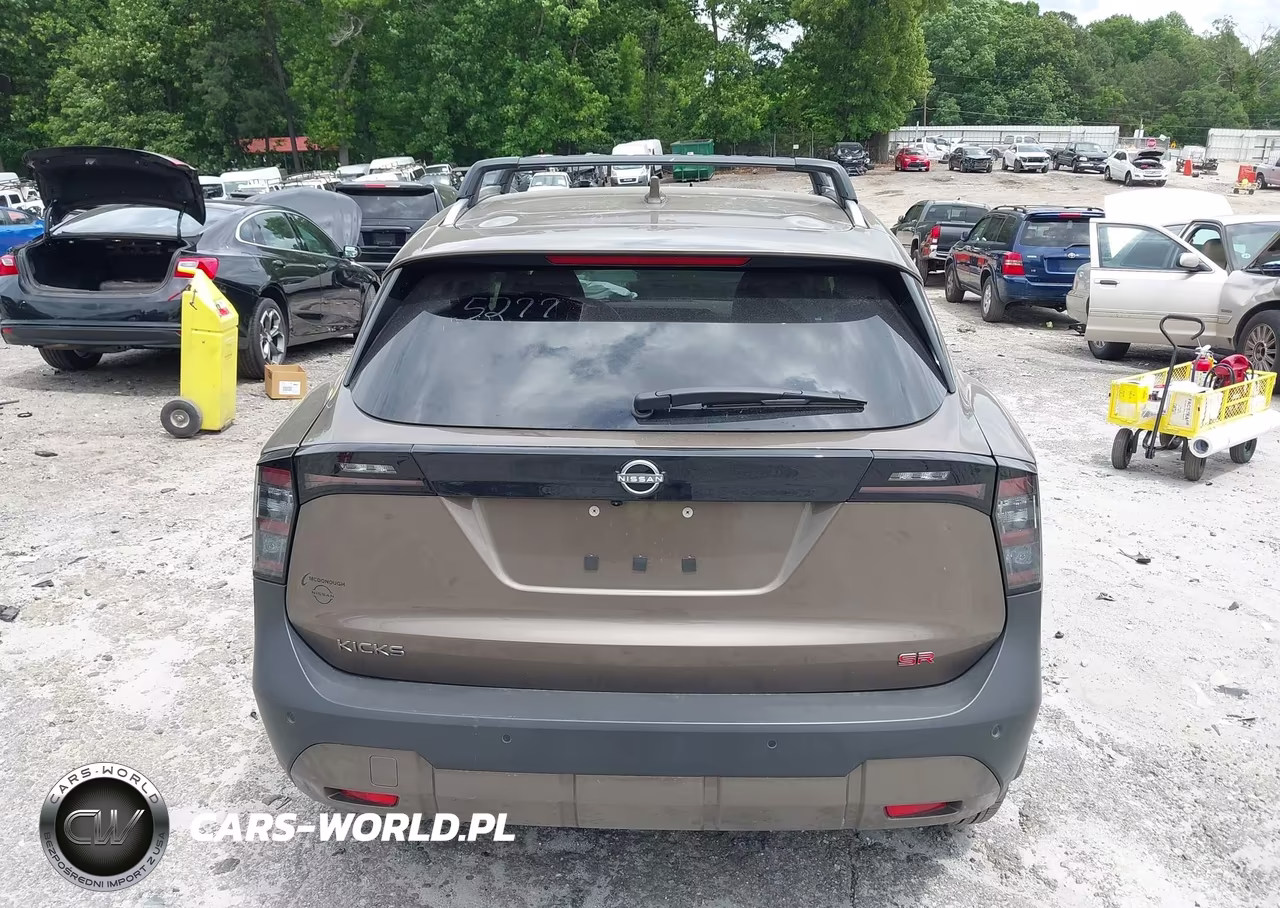 2025 Nissan Kicks Sr Fwd VIN:3N8AP6DA1SL415277 - 16