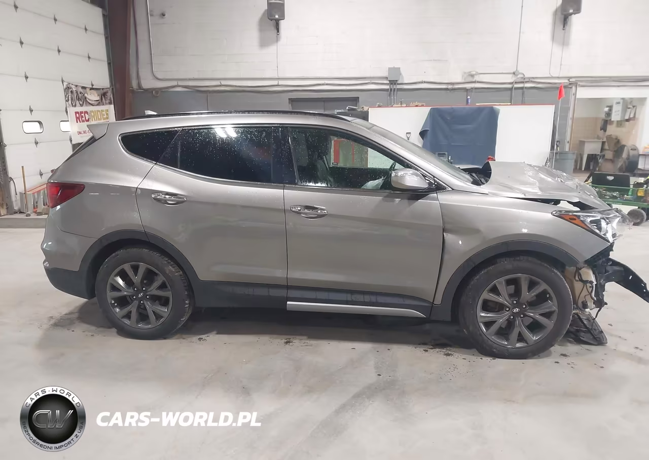2017 Hyundai Santa Fe Sport 2.0T Ultimate VIN:5XYZWDLA0HG477437 - 13