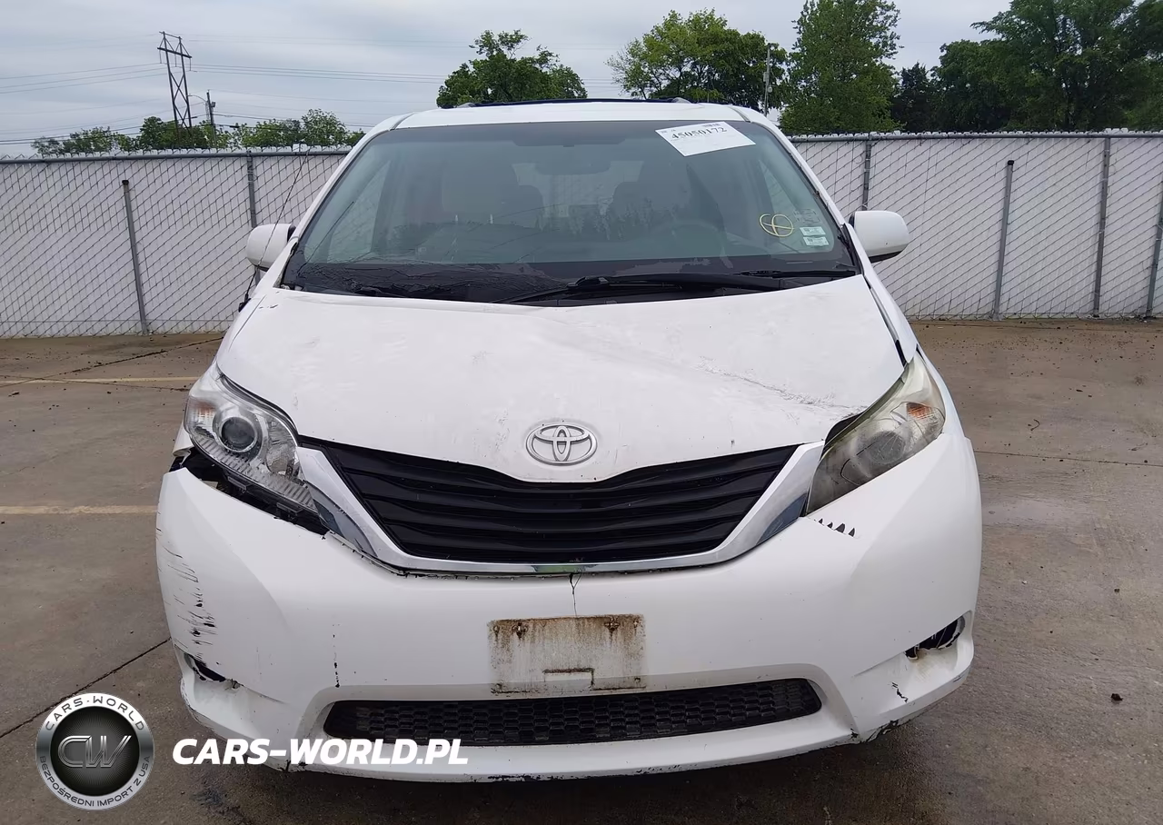 2012 Toyota Sienna Le V6 8 Passenger VIN:5TDKK3DC7CS194102 - 12