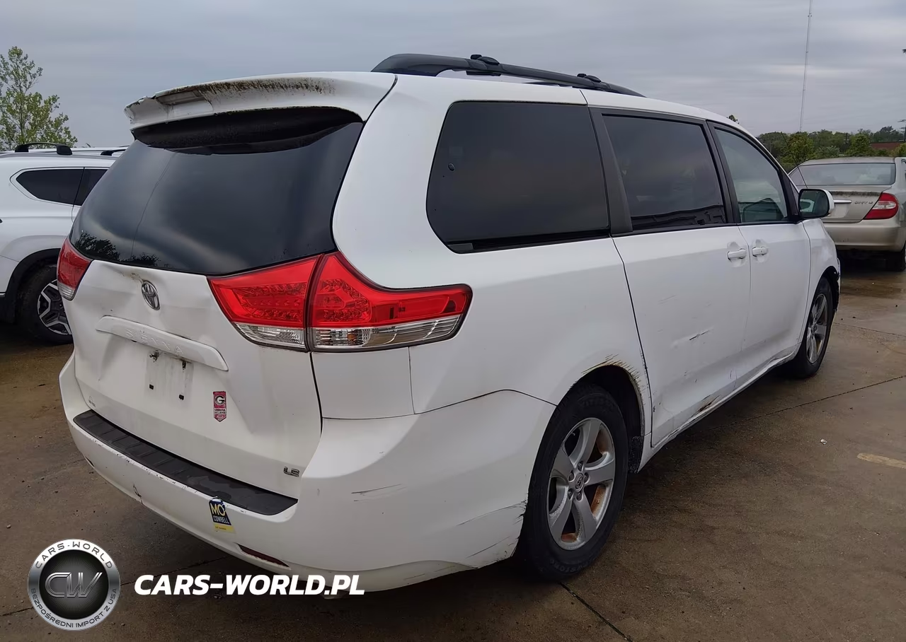2012 Toyota Sienna Le V6 8 Passenger VIN:5TDKK3DC7CS194102 - 4