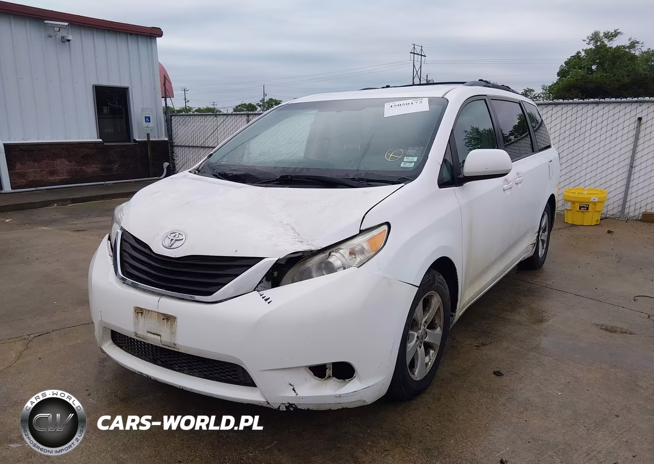 2012 Toyota Sienna Le V6 8 Passenger VIN:5TDKK3DC7CS194102 - 6