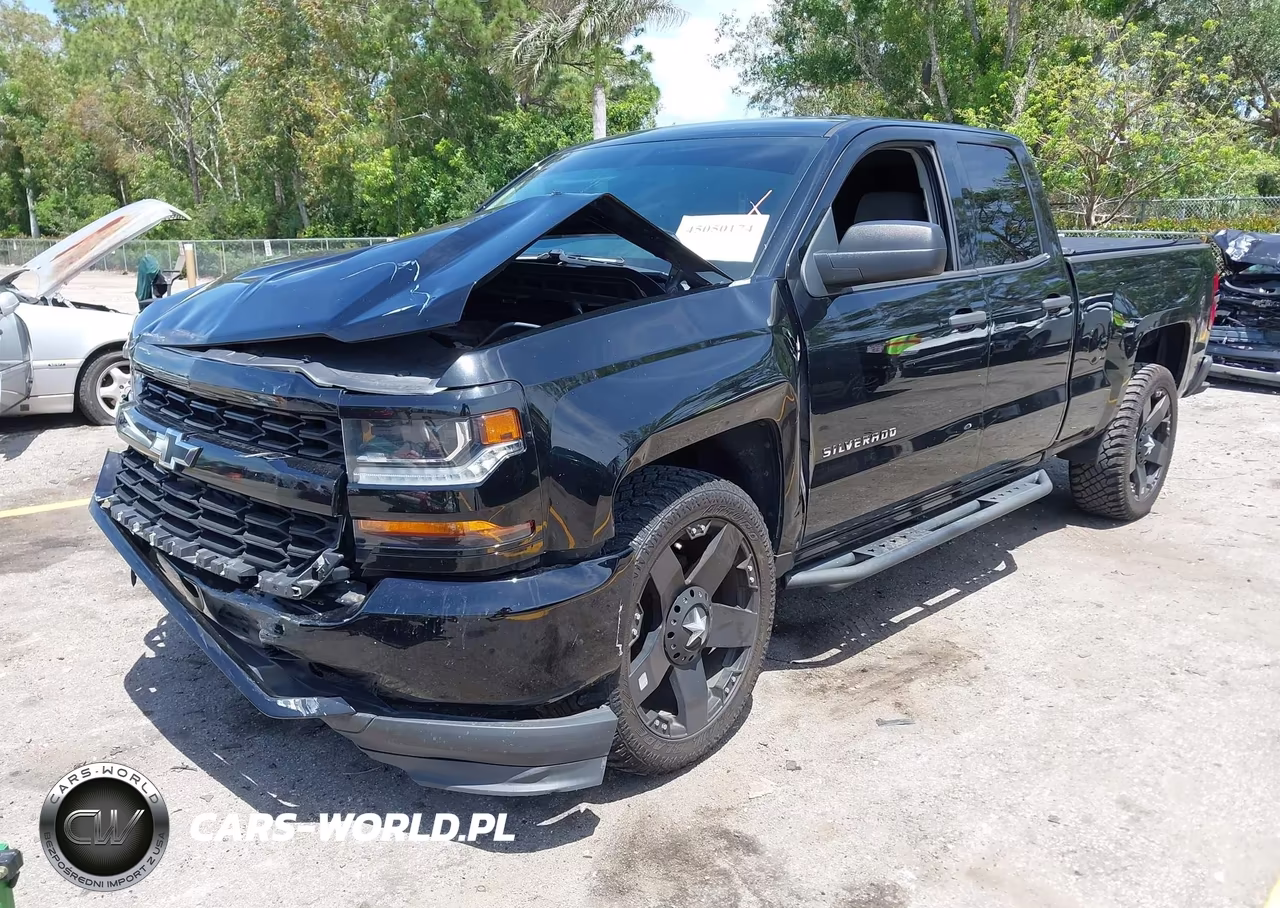 2017 Chevrolet Silverado 1500 Custom VIN:1GCRCPEC1HZ268878 - 2
