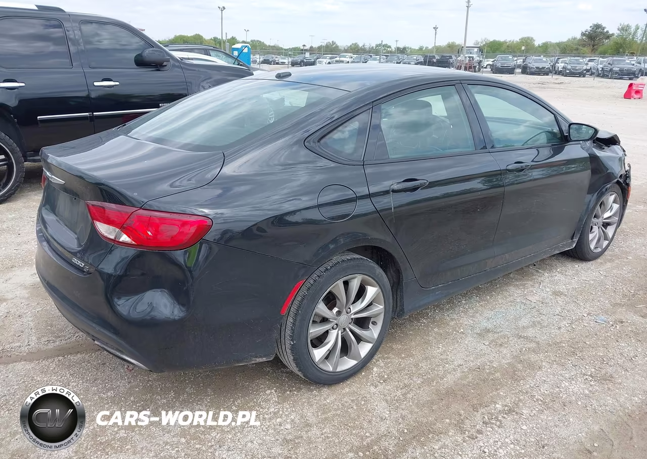 2015 Chrysler 200 S VIN:1C3CCCBB0FN717485 - 4