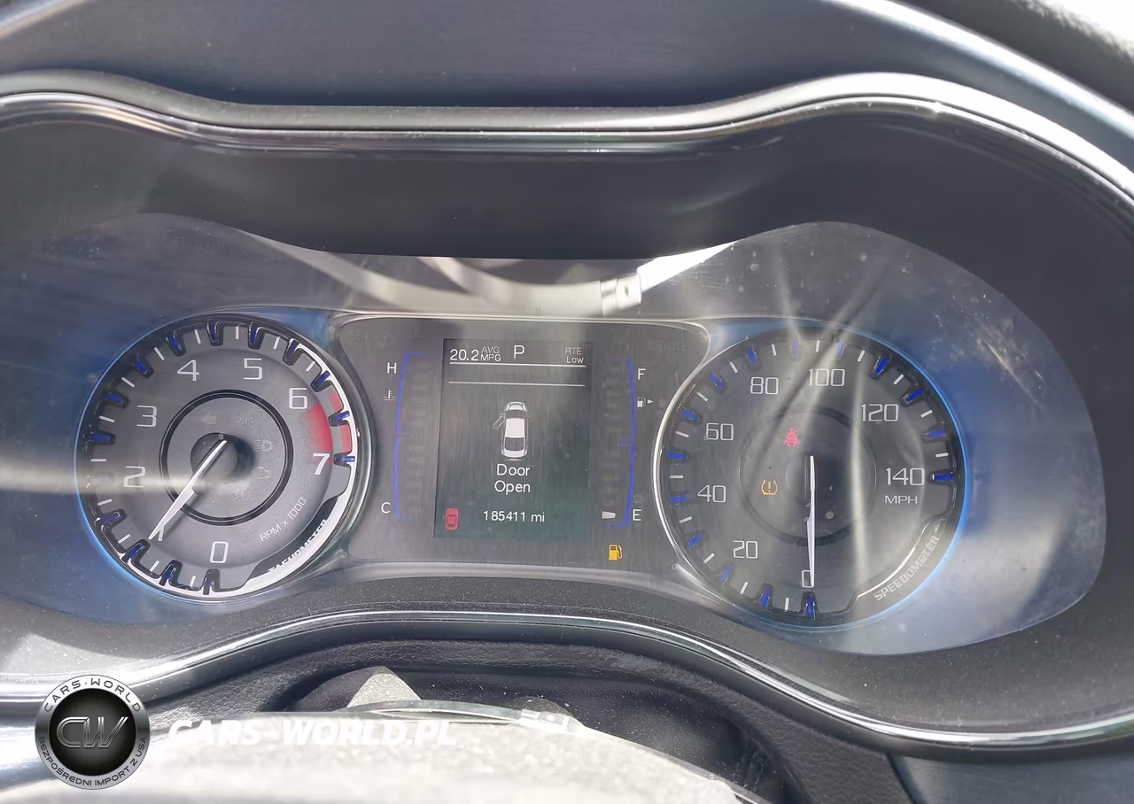 2015 Chrysler 200 S VIN:1C3CCCBB0FN717485 - 7