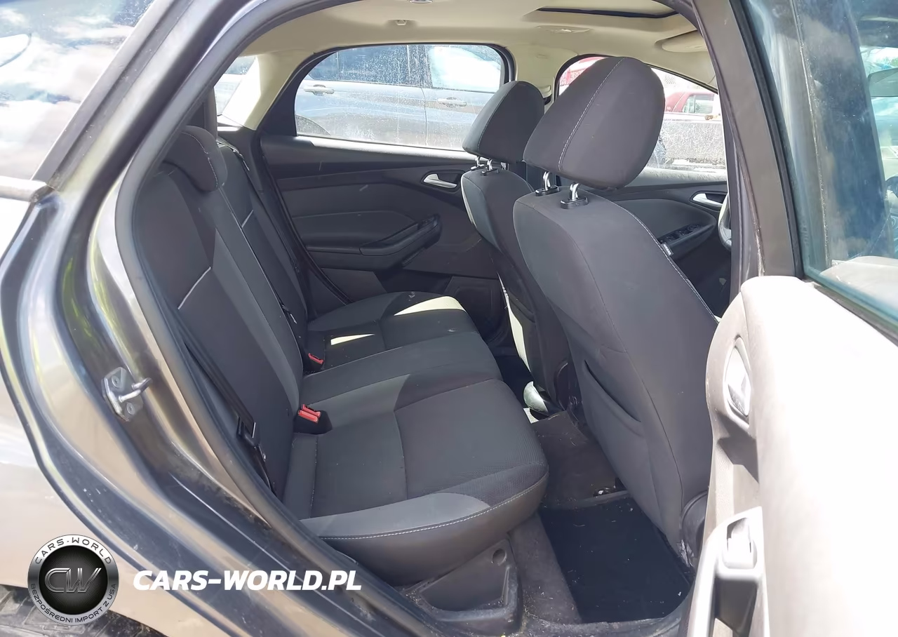 2013 Ford Focus Se VIN:1FADP3K23DL299717 - 8
