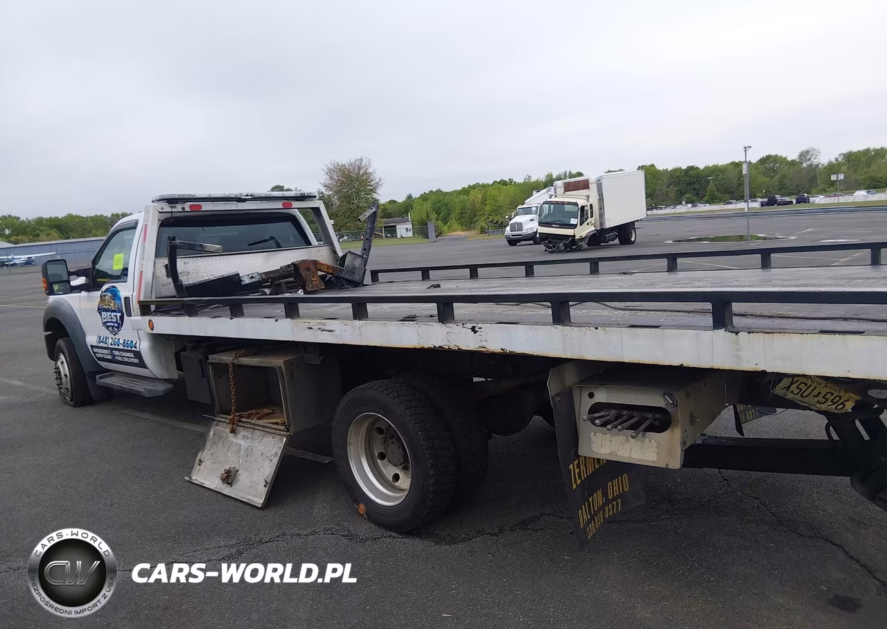 2015 Ford F-550 Chassis Xl VIN:1FDUF5GY4FEC05367 - 14