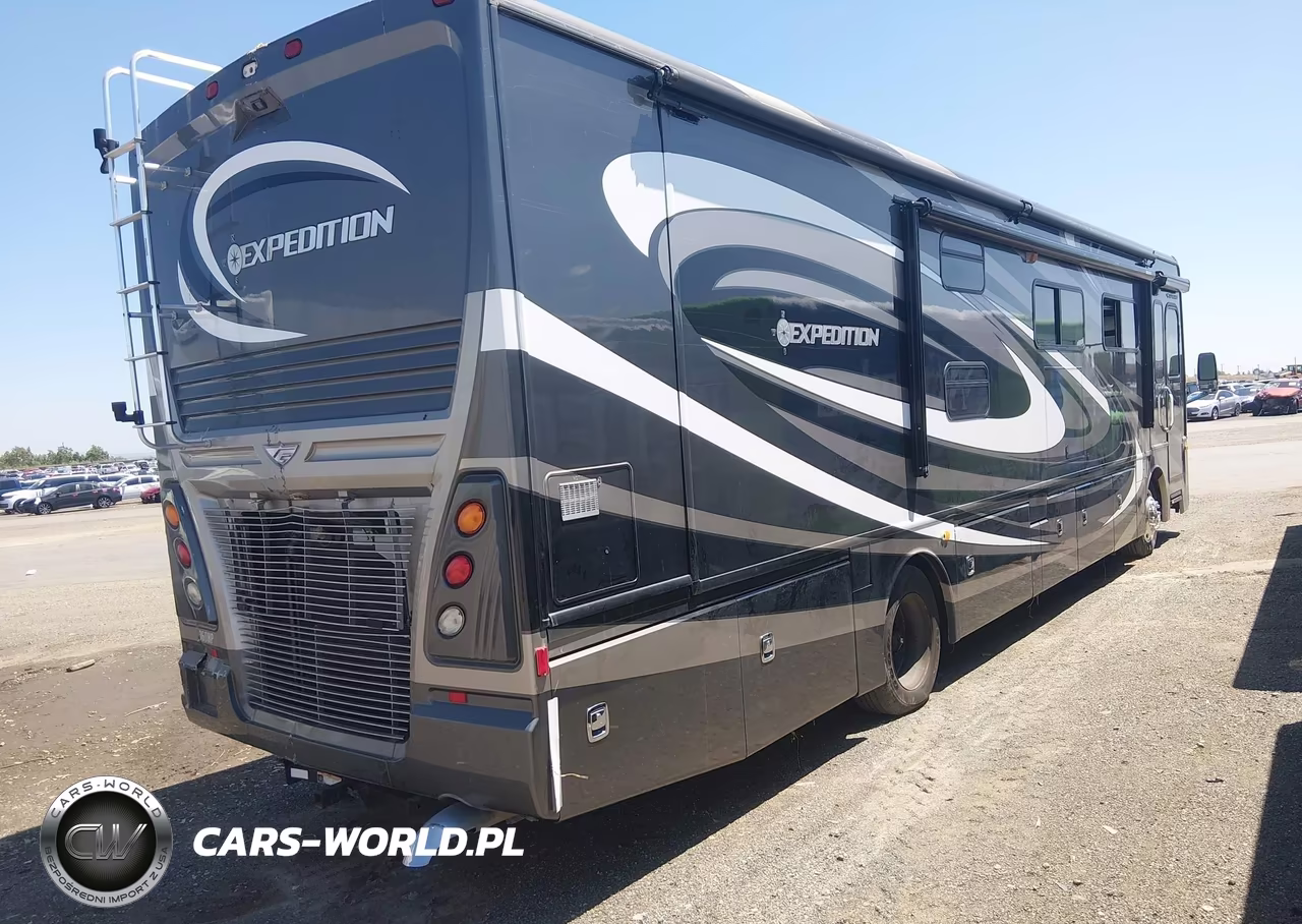 2011 Freightliner Chassis Xc VIN:4UZACWDT9BCBD5668 - 4