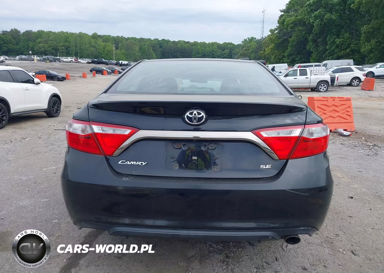 2016 Toyota Camry Se VIN:4T1BF1FK4GU186405 - 16