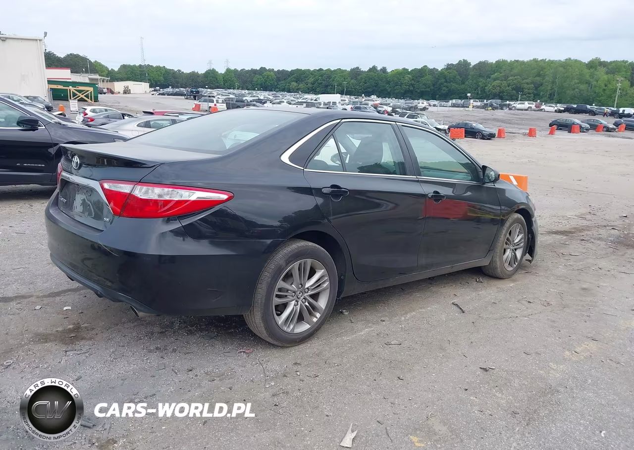 2016 Toyota Camry Se VIN:4T1BF1FK4GU186405 - 4